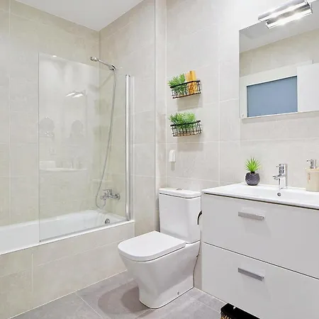 Апартаменты ☆centric Spacious⎮7 Balconies⎮brand New ⎮aircon ☆