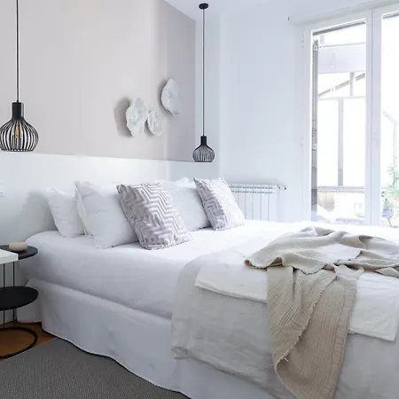 Апартаменты ☆centric Spacious⎮7 Balconies⎮brand New ⎮aircon ☆ *